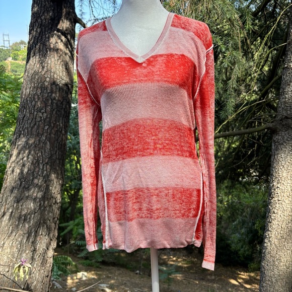 KOKUN V Neck Striped Sweater - Picture 10 of 13